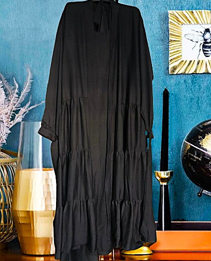 Four Piece Three Steps Frill Gray Abaya